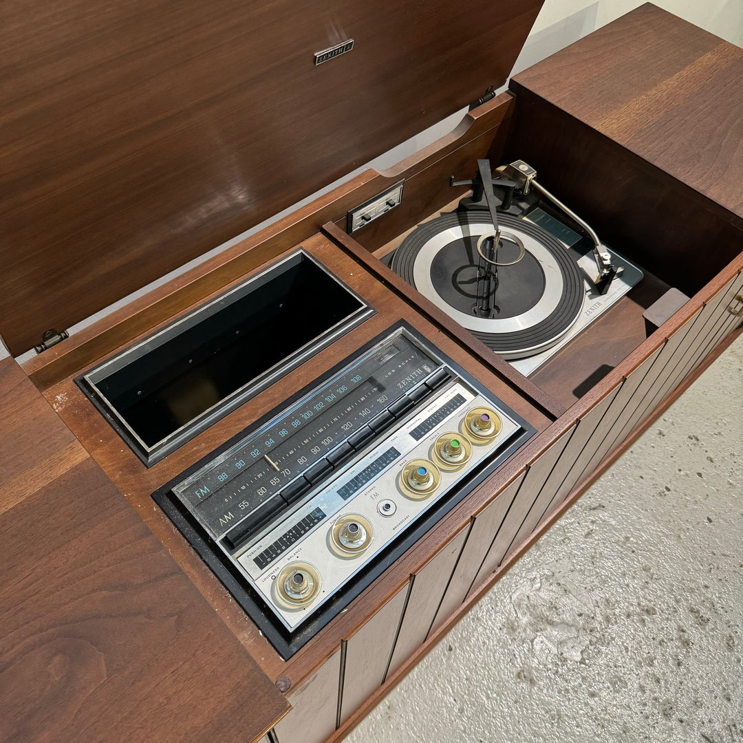 Zenith Console Stereo