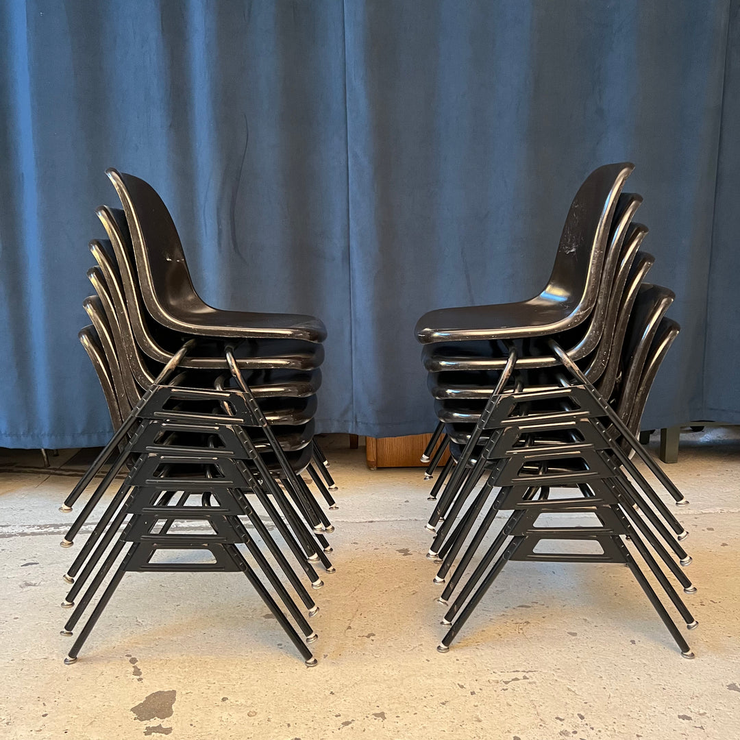 Krueger Fiberglass Stacking Chair