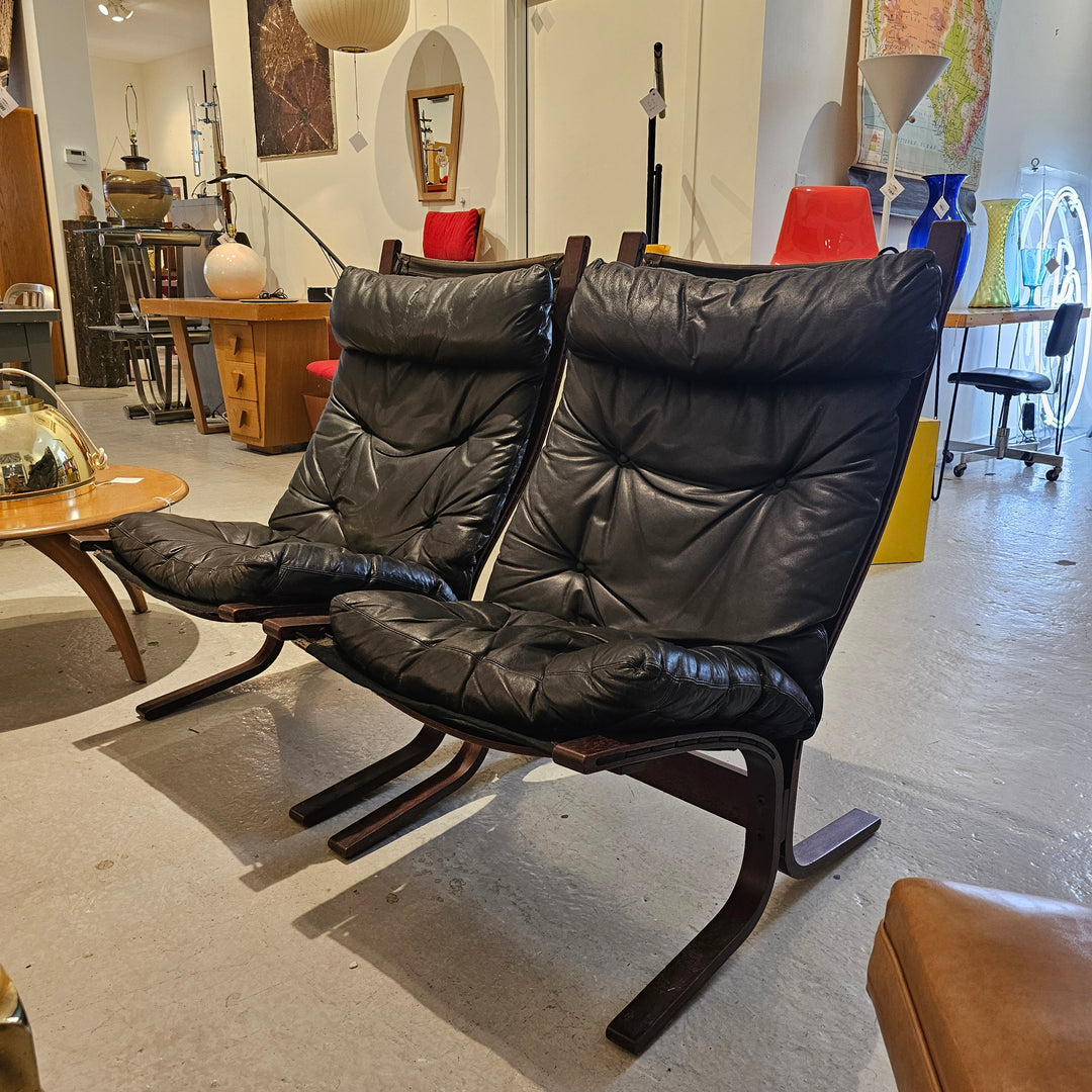 Vintage Black Leather High-back Siesta Chair