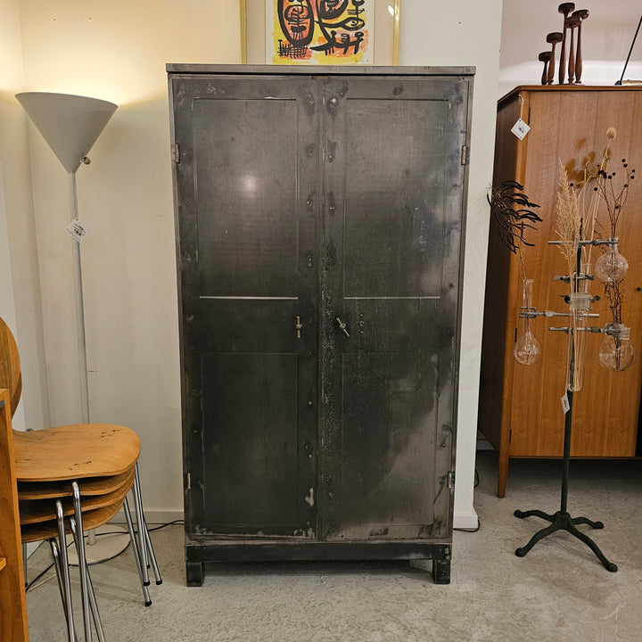 Industrial Refurbished Storage Cabinet