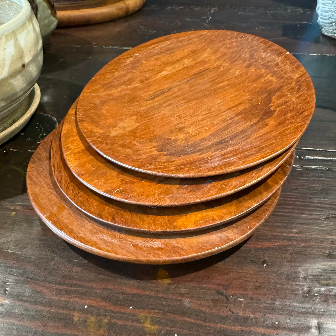 (4) Wood Plates